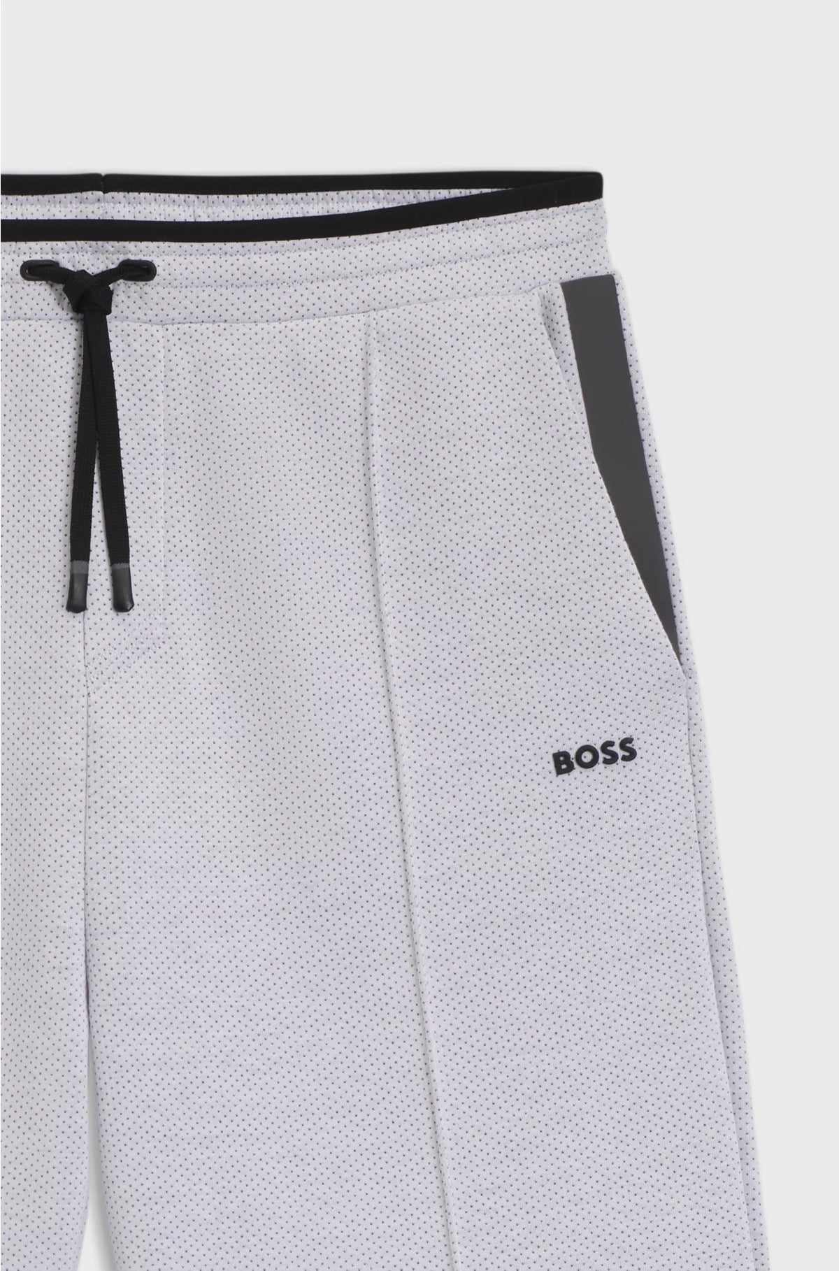 RELAXED-FIT SHORTS IN QUILTED JACQUARD