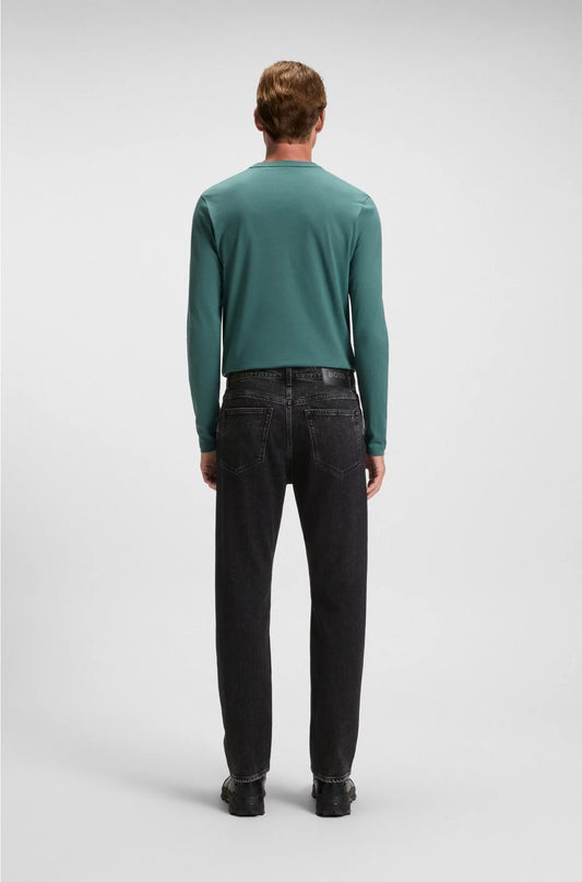 REGULAR-FIT JEANS IN BLACK COMFORT-STRETCH DENIM