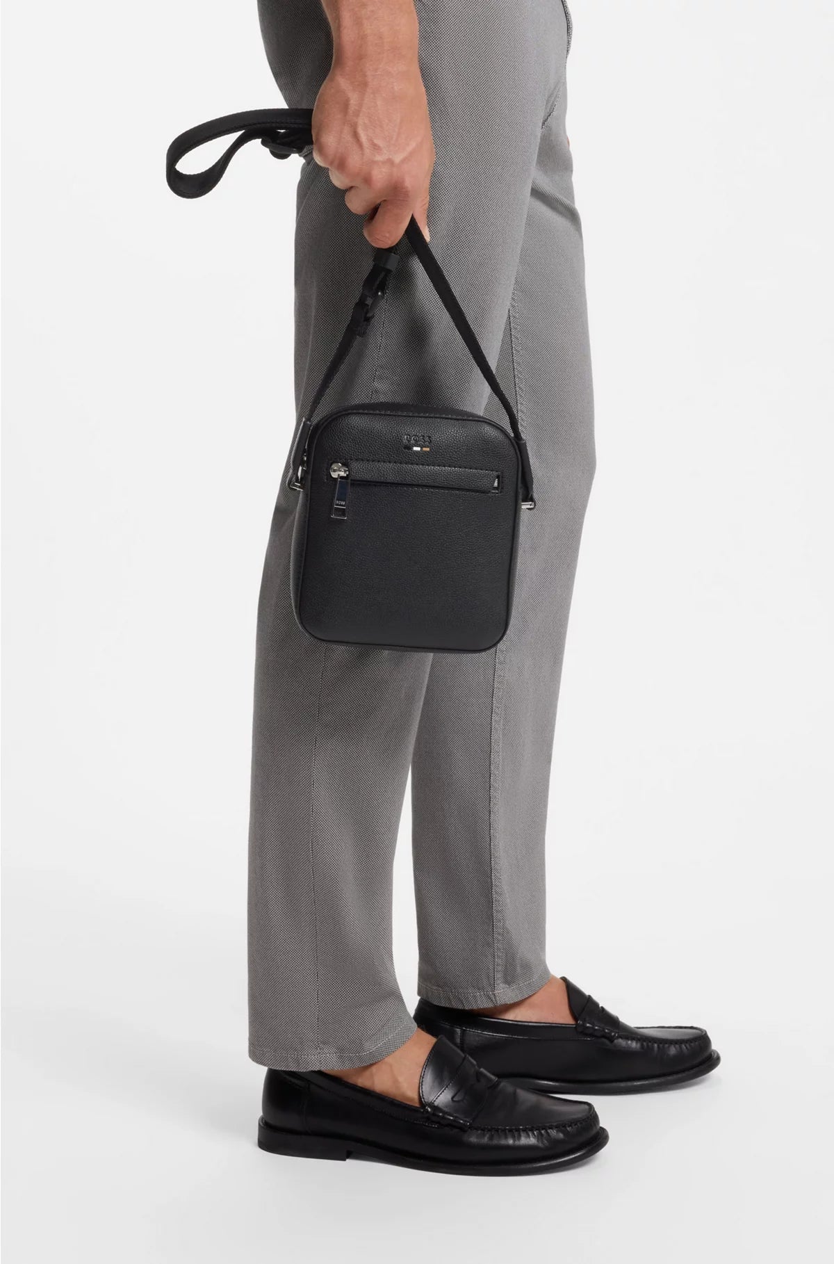 REPORTER BAG WITH EMBOSSED LOGO