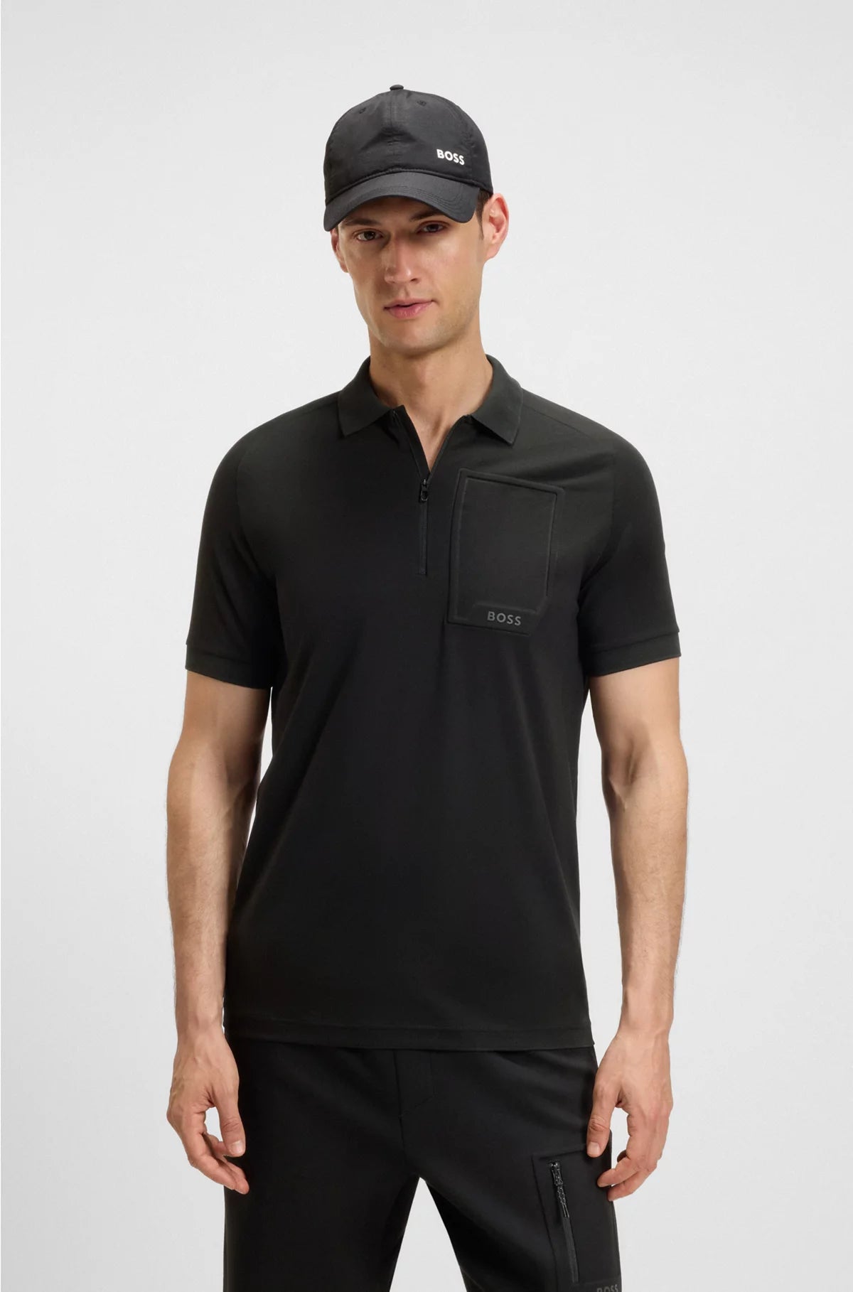 ZIP-NECK POLO SHIRT IN MOISTURE-WICKING STRETCH COTTON