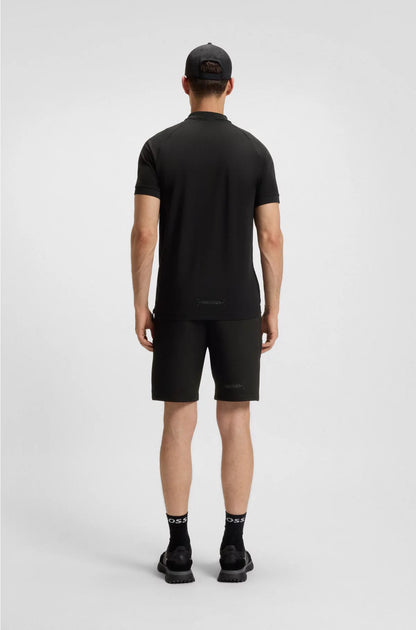 ZIP-NECK POLO SHIRT IN MOISTURE-WICKING STRETCH COTTON
