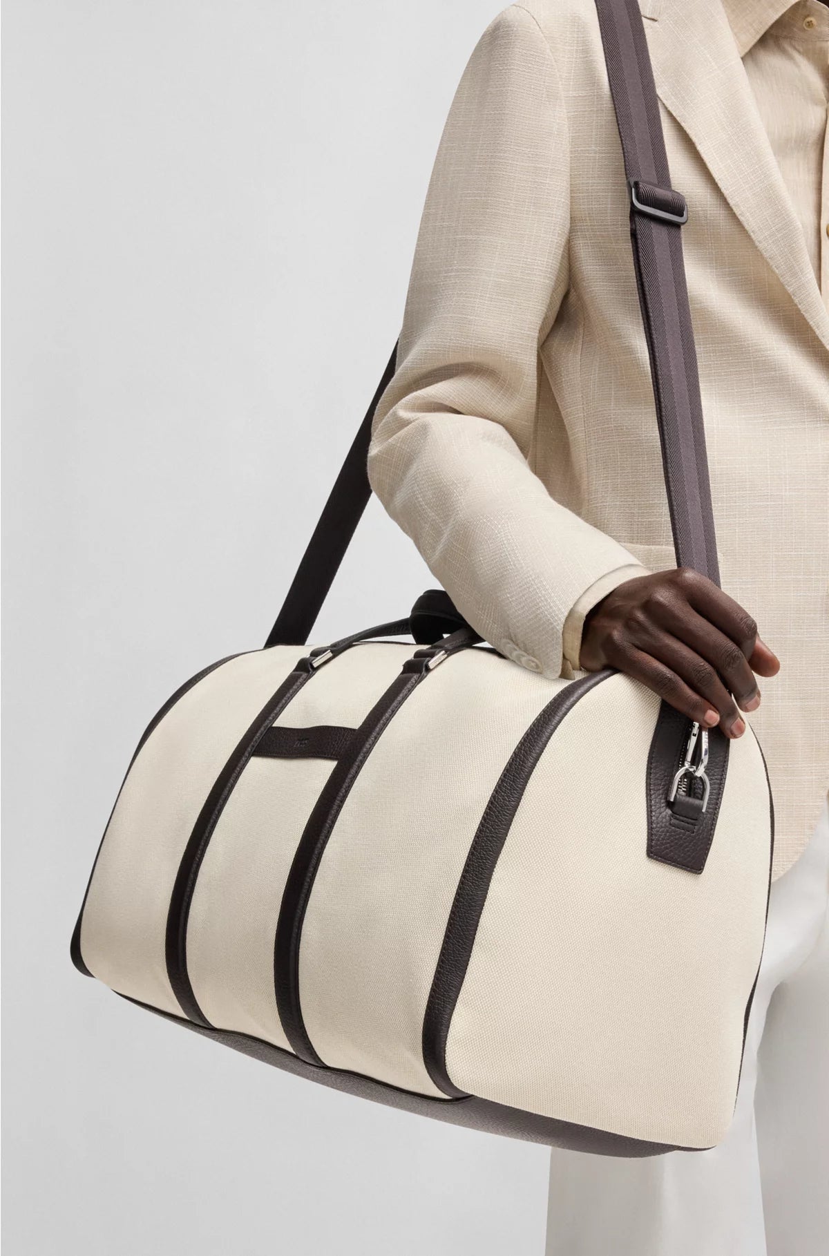 CANVAS HOLDALL WITH LEATHER TRIMS