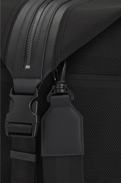 HOLDALL WITH MIXED STRUCTURES