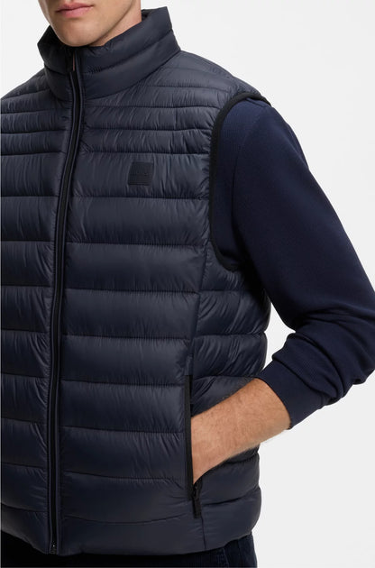 PACKABLE SLIM-FIT GILET WITH WATER-REPELLENT MIXED QUILTING
