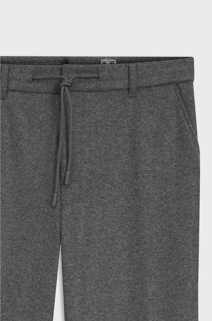 TAPERED-FIT TROUSERS IN BRUSHED STRETCH FLANNEL