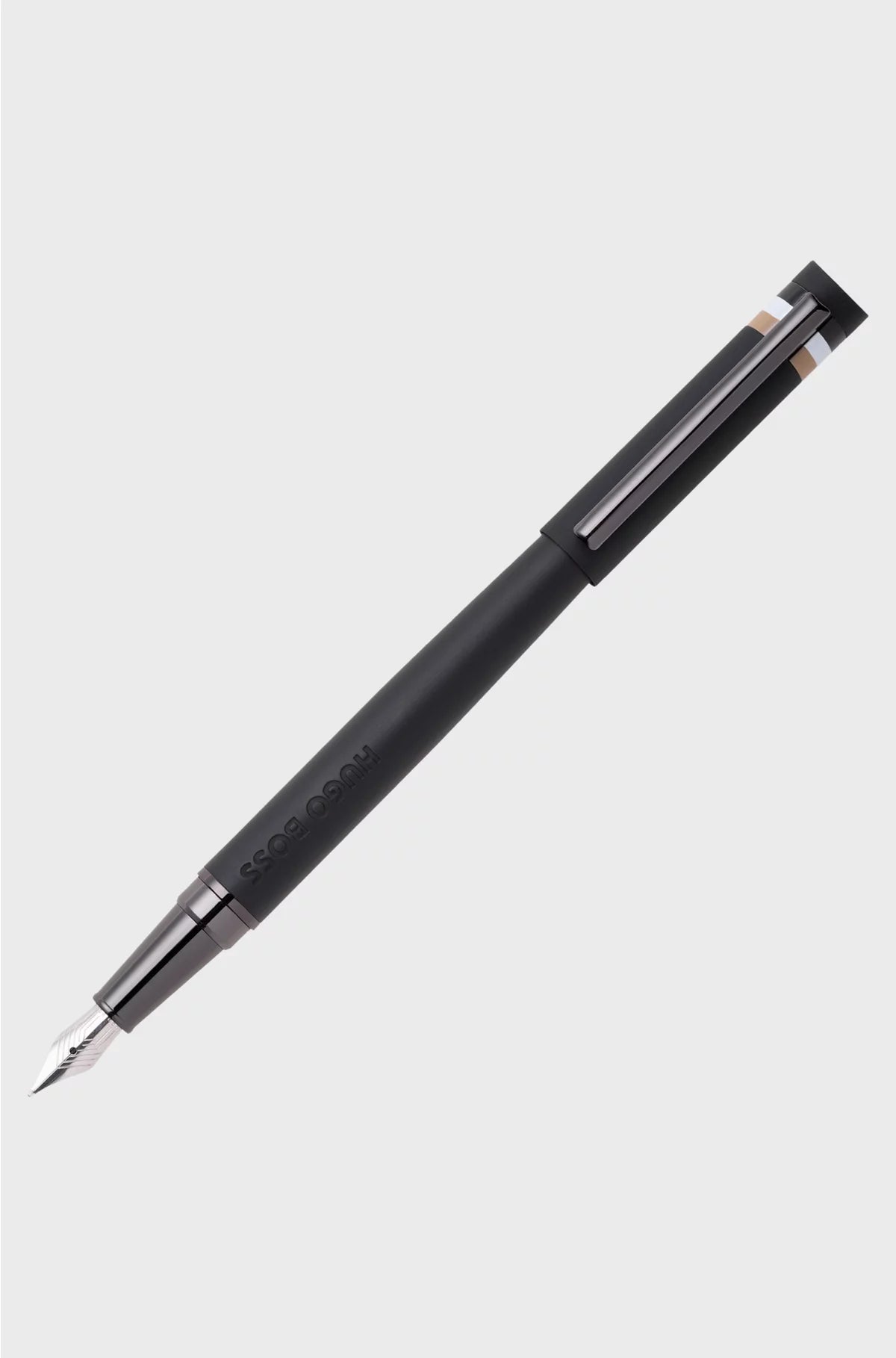 BLACK LOGO-DETAIL FOUNTAIN PEN WITH SIGNATURE-STRIPE CAP