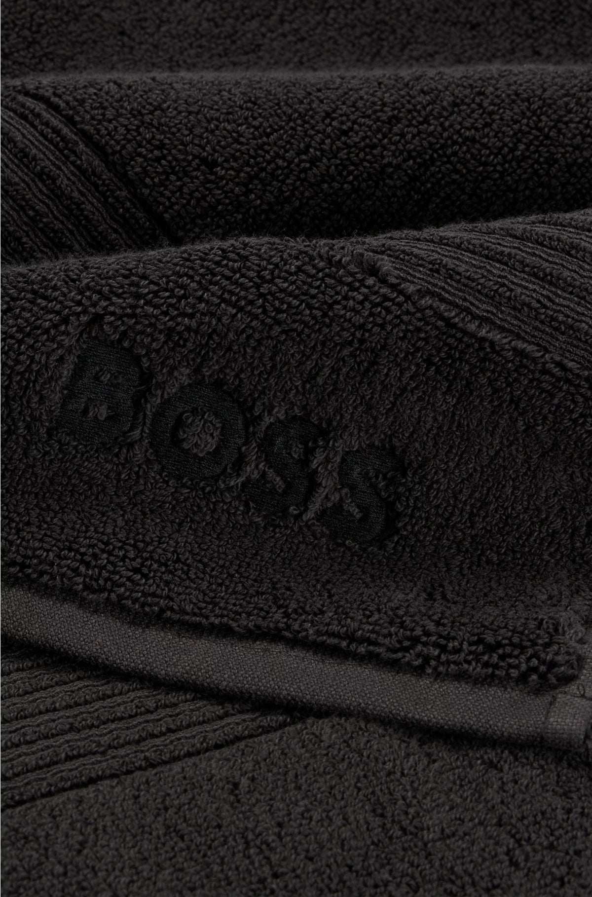 BLACK AEGEAN-COTTON BATH TOWEL WITH TONAL LOGO
